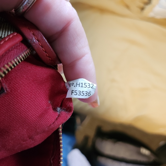 Coach wristlet good/used condition Classic C pattern - Picture 4 of 8